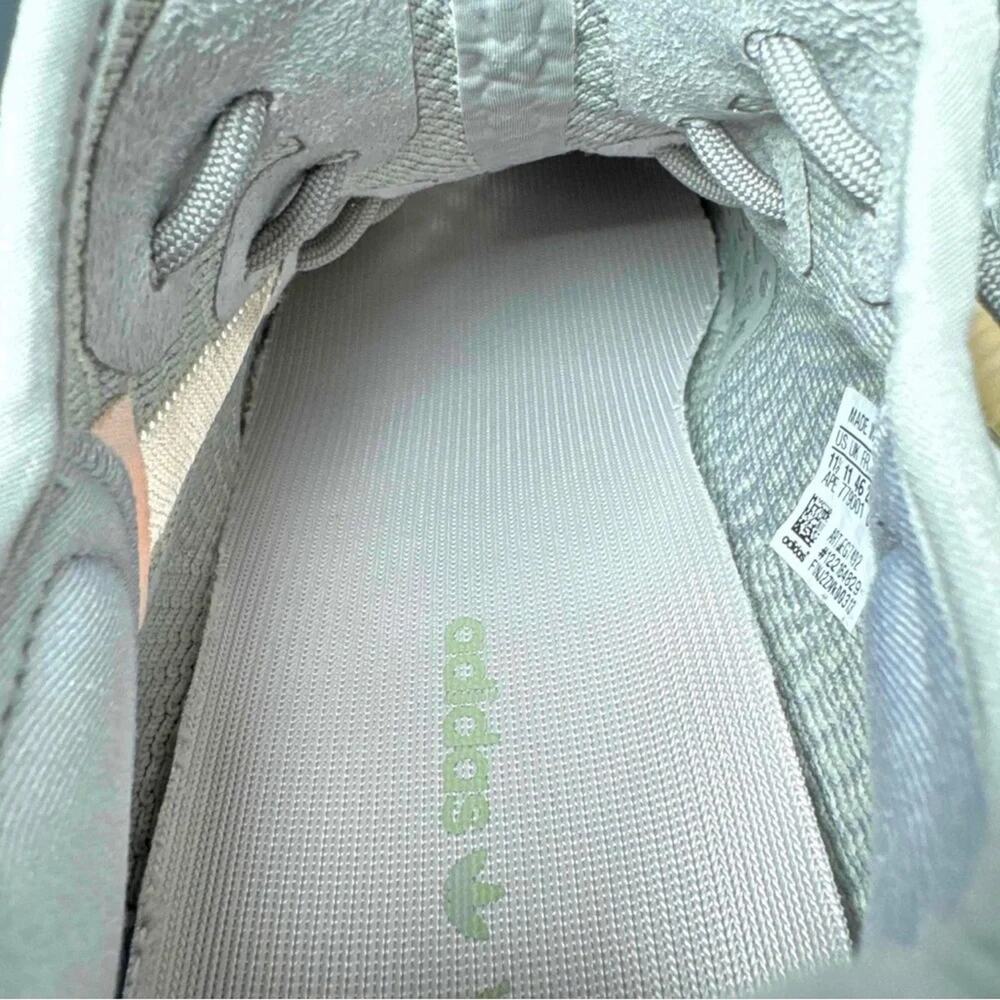 Adidas Yeezy Boost 350 V2 “True Form” | EG7492 | 11.5M - Picture 2 of 11